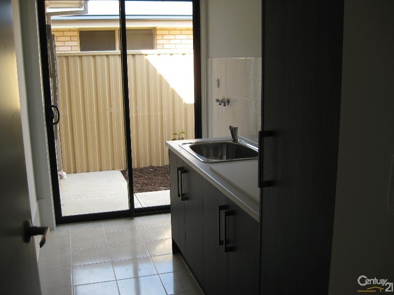 26 Parrell Street, Seaford Meadows SA 5169