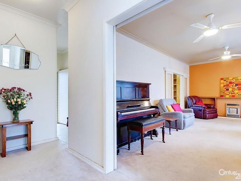 12 Nickels Avenue, Park Holme SA 5043