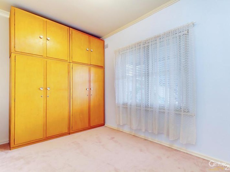 12 Nickels Avenue, Park Holme SA 5043