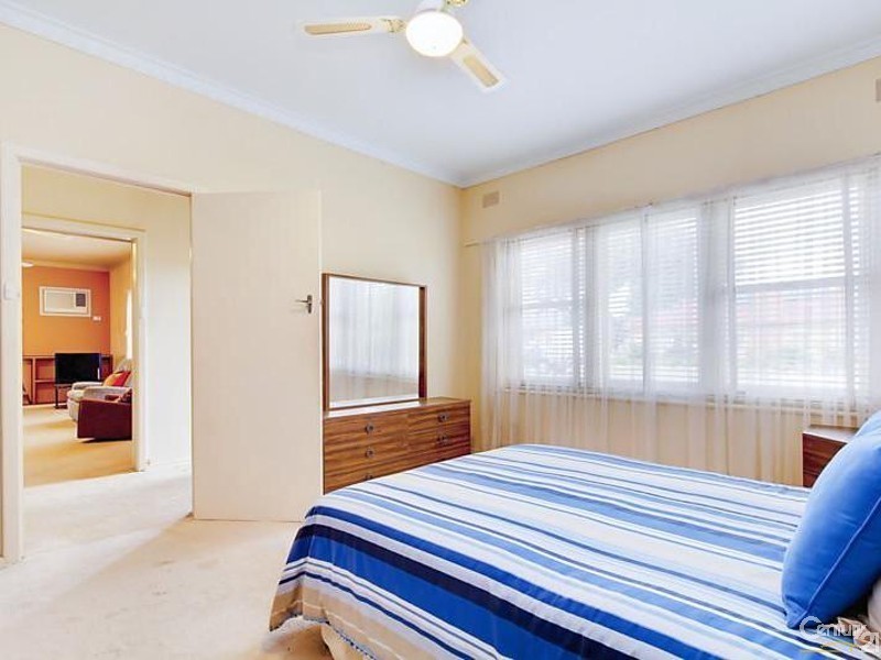 12 Nickels Avenue, Park Holme SA 5043