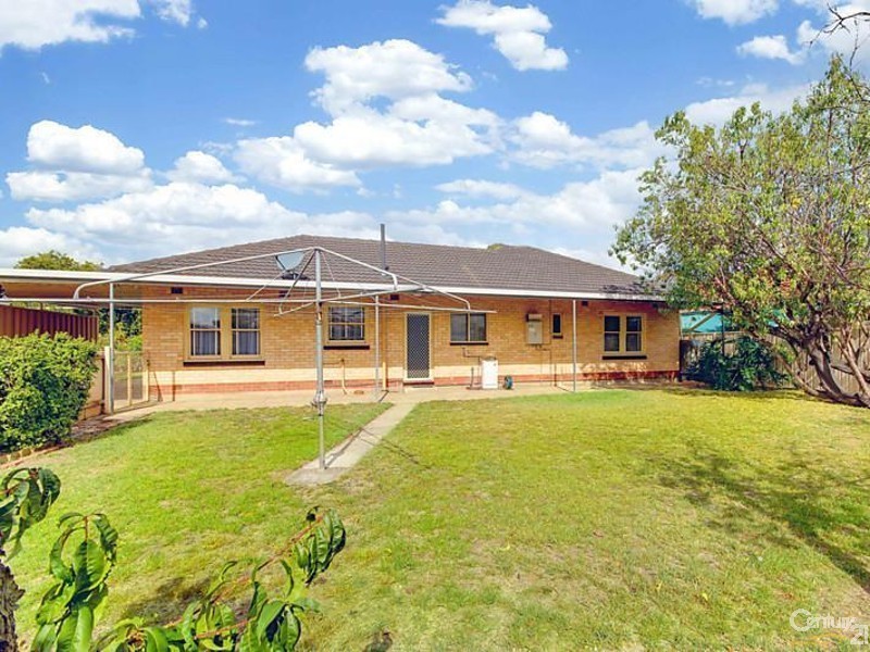 12 Nickels Avenue, Park Holme SA 5043