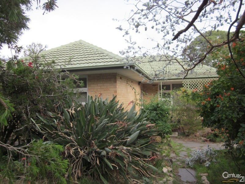 74 Valley Road, Hope Valley SA 5090