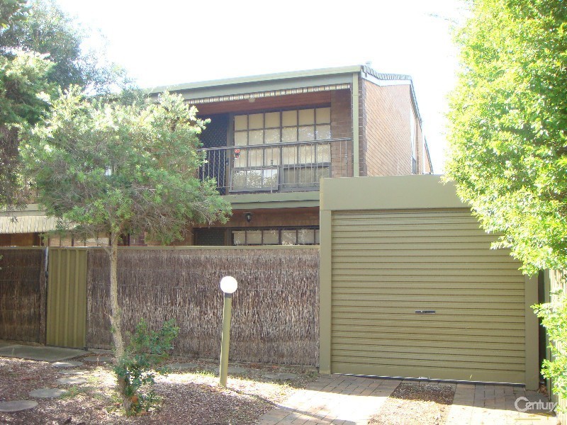 2/12 Munro Street, Glenelg North SA 5045