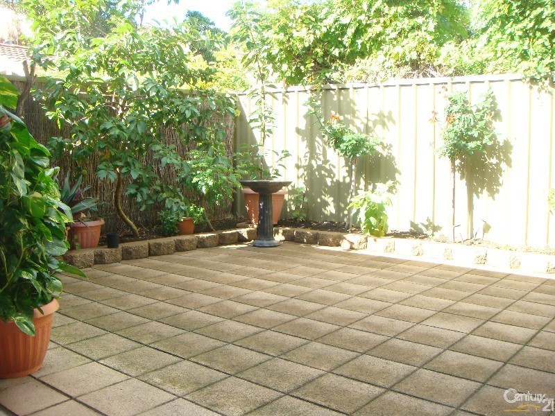 2/12 Munro Street, Glenelg North SA 5045