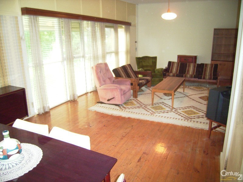 4 Glen Street, Seacombe Heights SA 5047