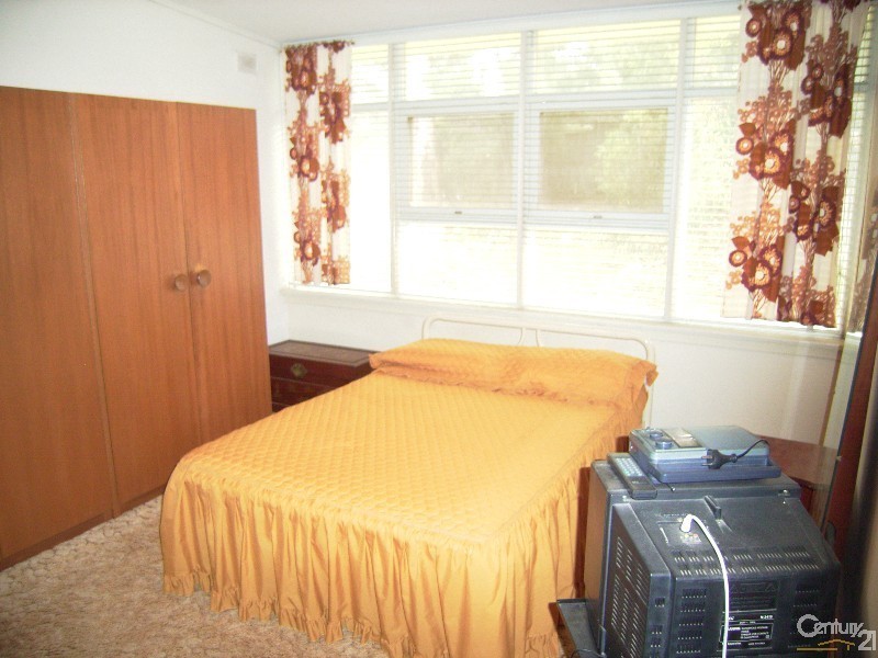 4 Glen Street, Seacombe Heights SA 5047