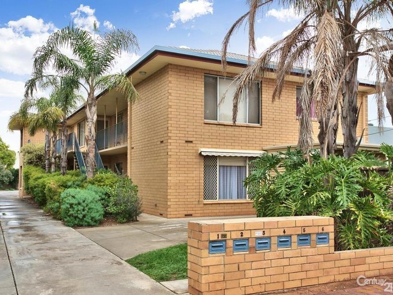 2/3 Marlborough Street, Brighton SA 5048