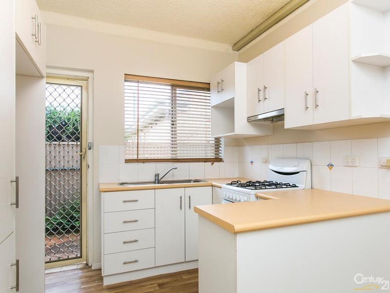 2/3 Marlborough Street, Brighton SA 5048