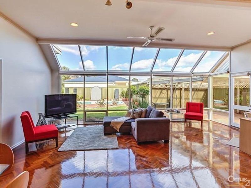 12 St Peters Street, Glenelg East SA 5045