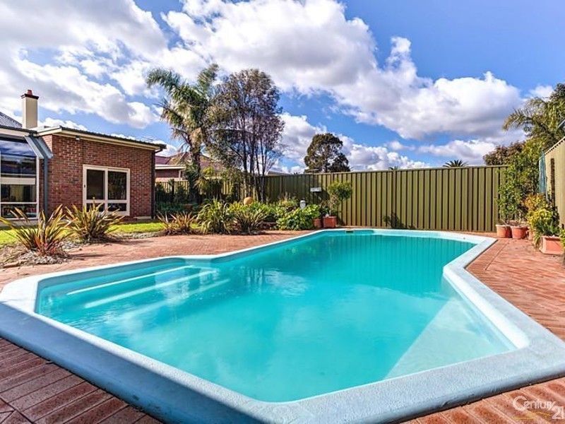 12 St Peters Street, Glenelg East SA 5045