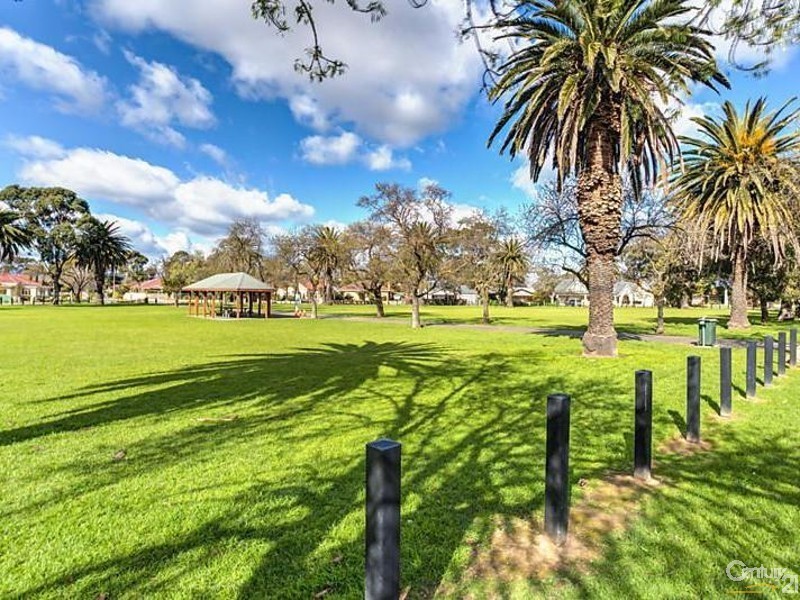 12 St Peters Street, Glenelg East SA 5045
