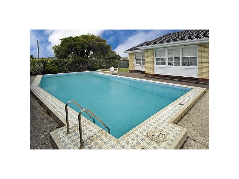 21 Rio Vista Avenue, West Beach SA 5024