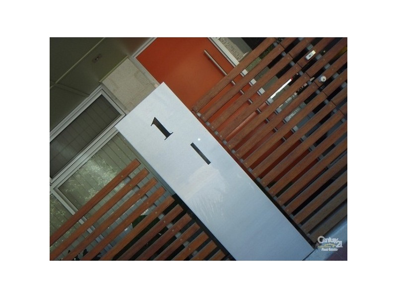 1 Charlotten Street, Port Adelaide SA 5015