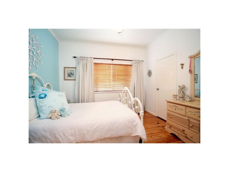 5 Keith Crescent, Marino SA 5049
