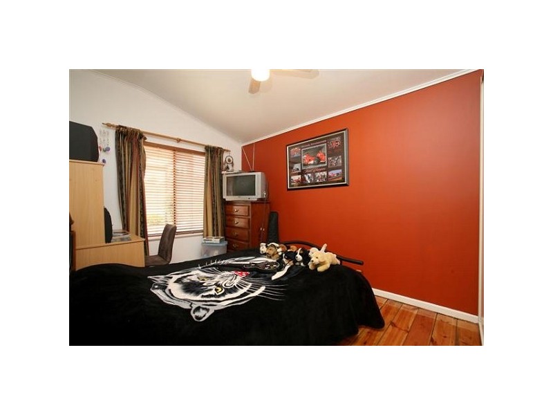 5 Keith Crescent, Marino SA 5049