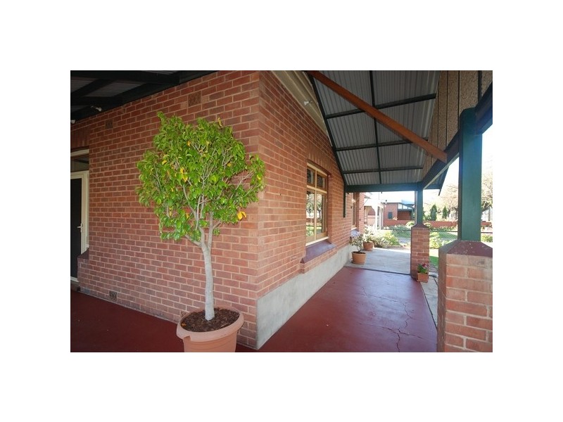 24 Ross Avenue, Flinders Park SA 5025