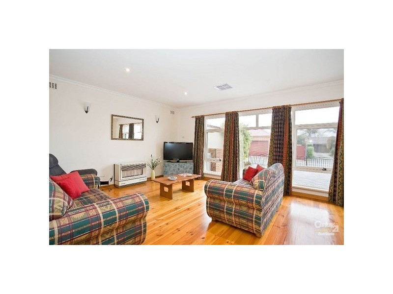 17 Ward Street, Semaphore SA 5019
