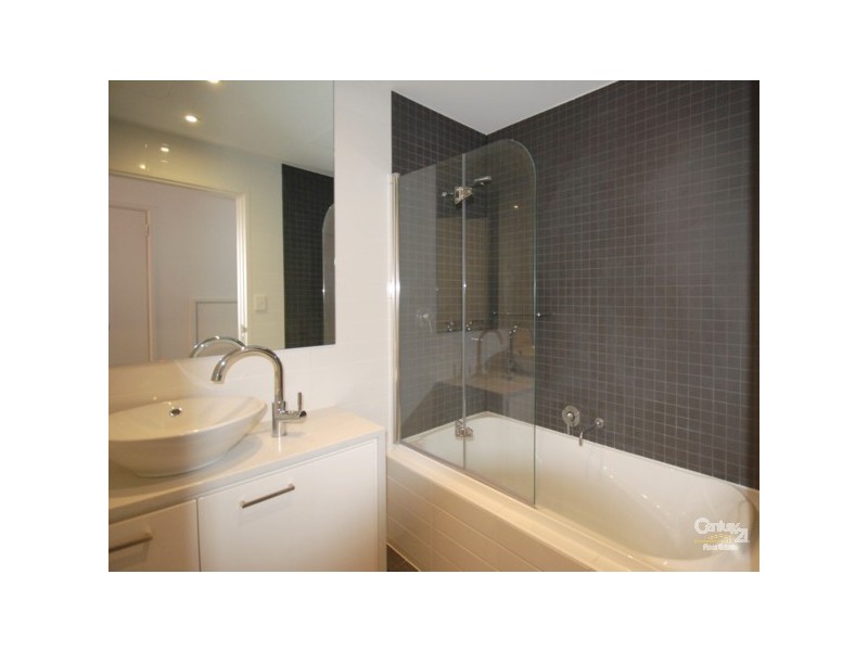 4 Yao Cove, New Port SA 5015
