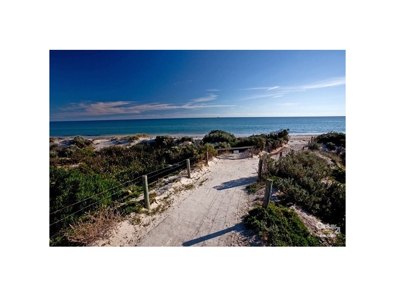 2 Minna Terrace, Semaphore Park SA 5019