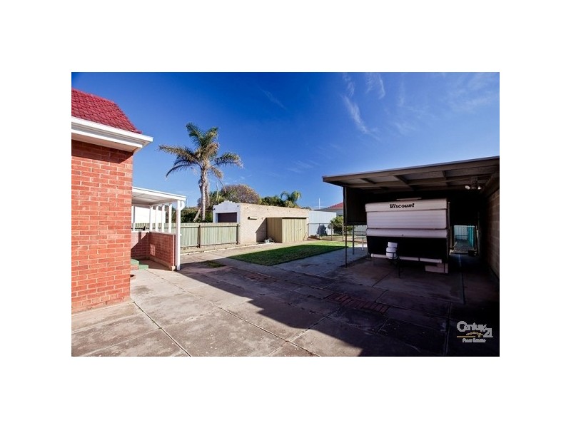 2 Minna Terrace, Semaphore Park SA 5019