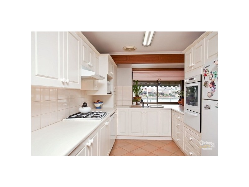 29 McDonald Grove, West Lakes SA 5021