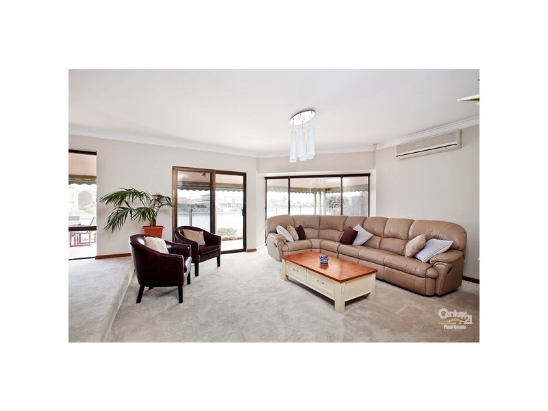 29 McDonald Grove, West Lakes SA 5021