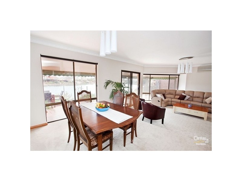 29 McDonald Grove, West Lakes SA 5021