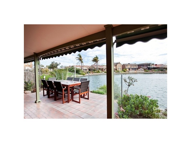 29 McDonald Grove, West Lakes SA 5021