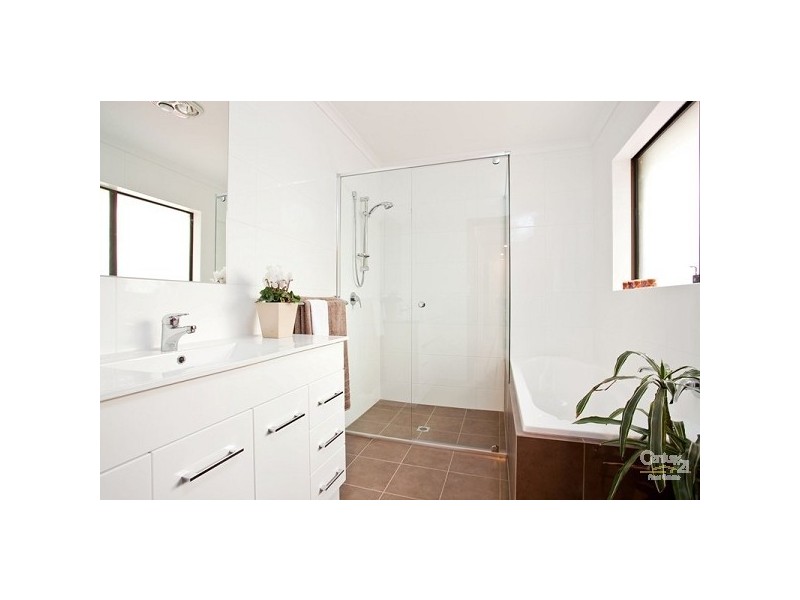 29 McDonald Grove, West Lakes SA 5021