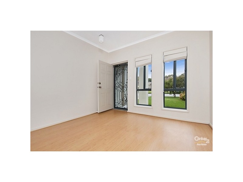 9 Hoover Road, Henley Beach South SA 5022
