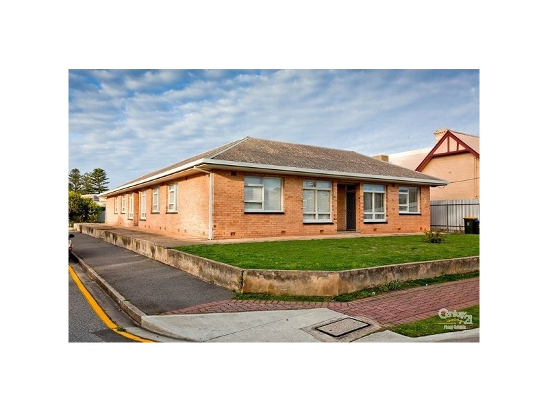 5 Main Street, Henley Beach SA 5022