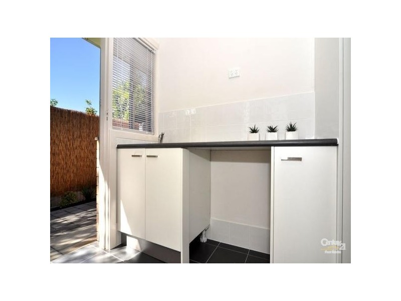 2/7 Musgrave Avenue, West Hindmarsh SA 5007