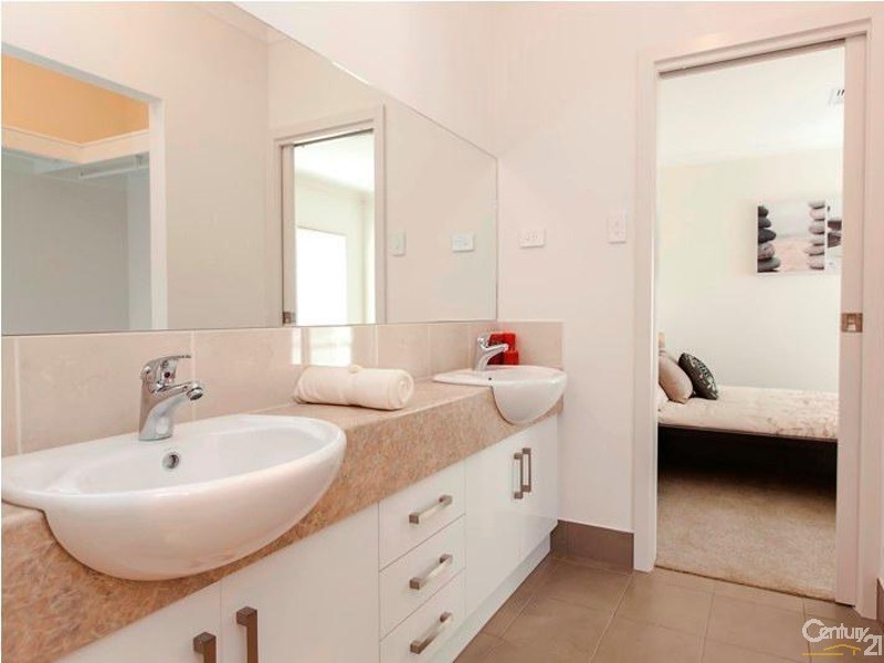 9 Morley Road, Seaton SA 5023