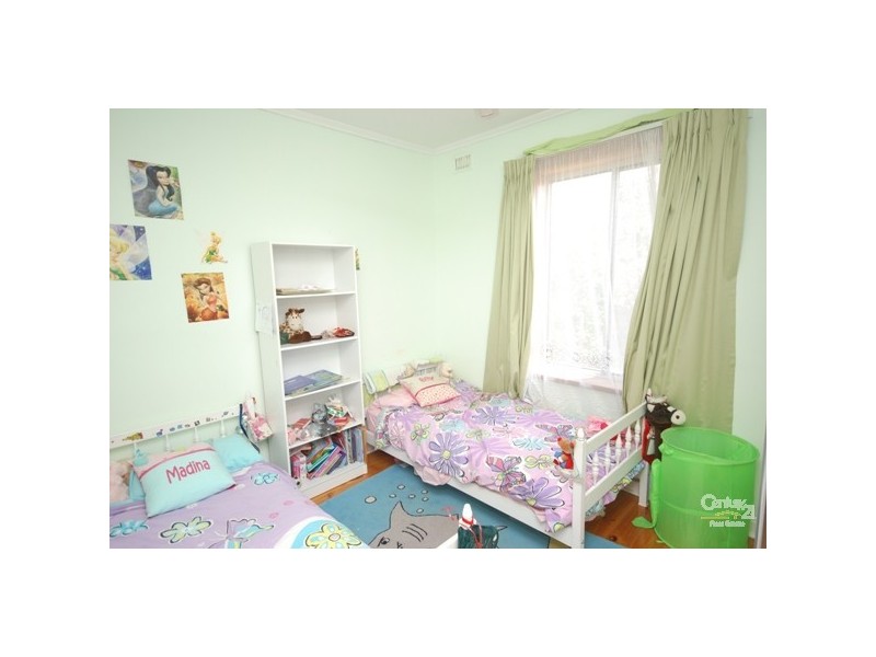 5 Truro Place, Woodville West SA 5011