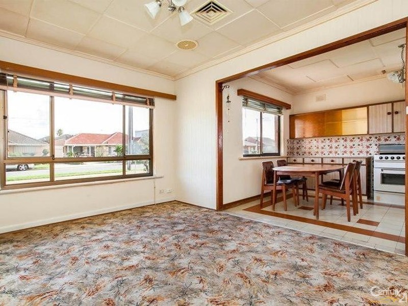 32 Whimpress Avenue, Findon SA 5023