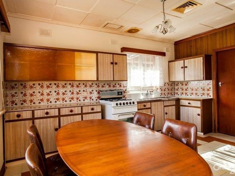 32 Whimpress Avenue, Findon SA 5023