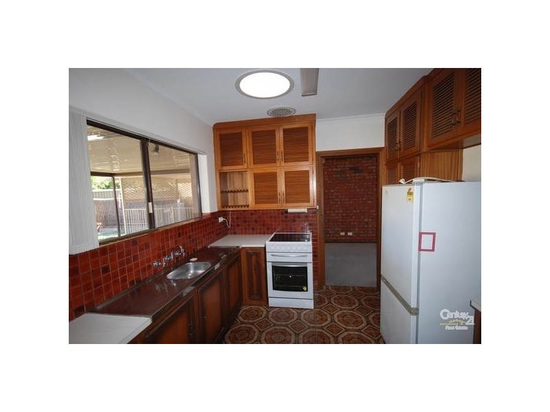 21 Newcombe Avenue, West Lakes Shore SA 5020