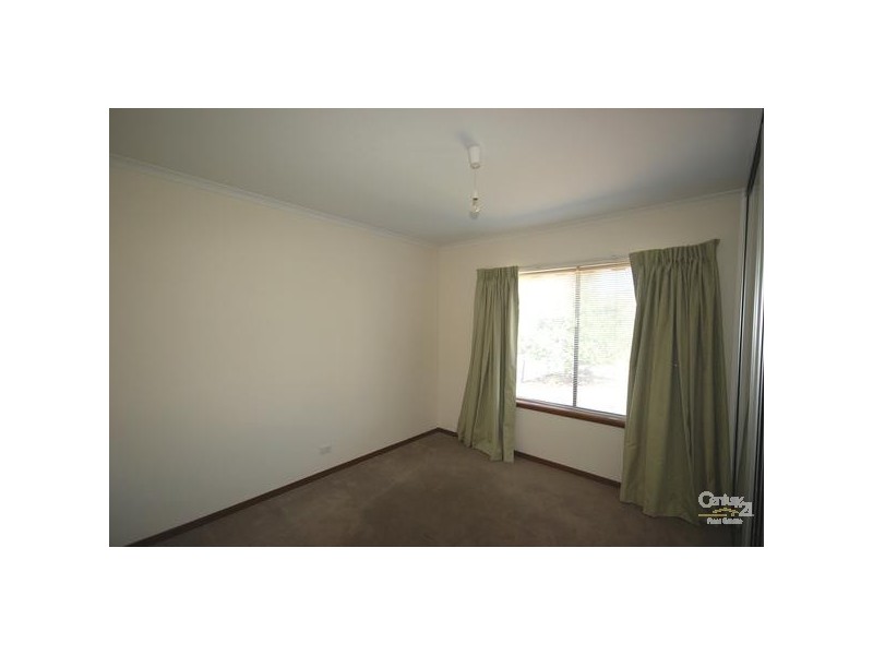 21 Newcombe Avenue, West Lakes Shore SA 5020