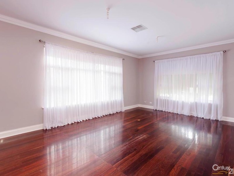 30 Autumn Avenue, Lockleys SA 5032