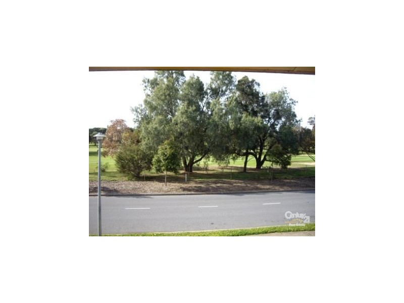 8/39 Lochside Drive, West Lakes SA 5021