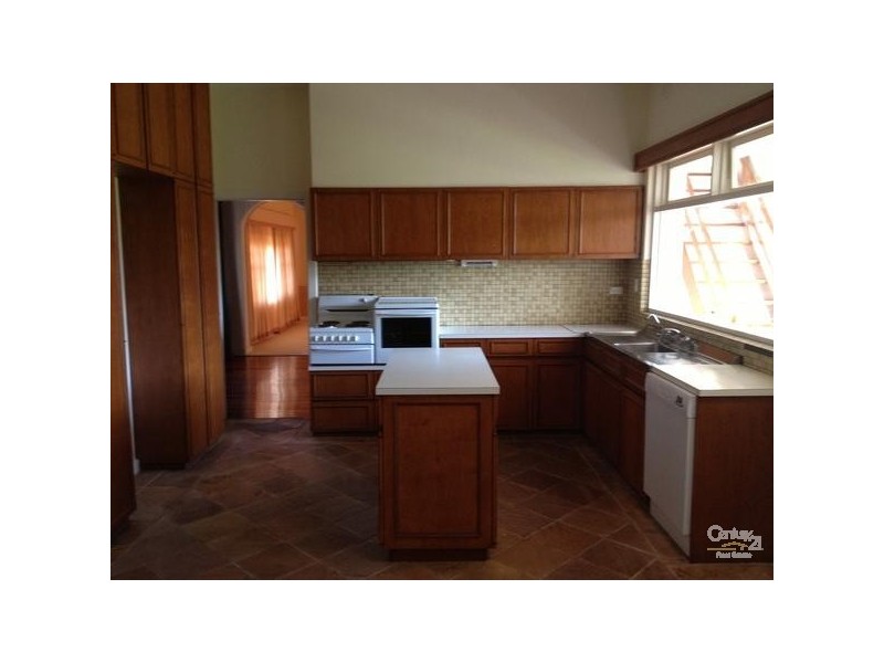 16 Strathmore Avenue, Lockleys SA 5032