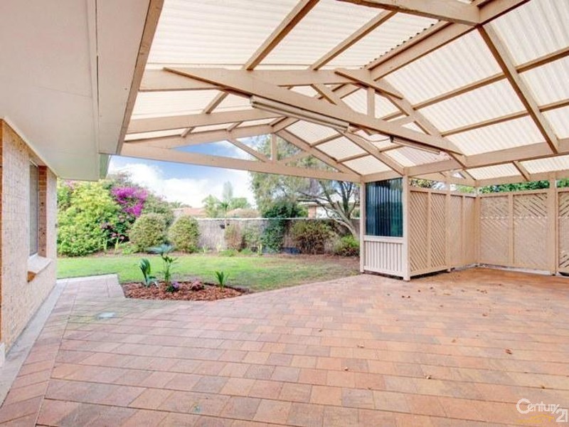 11 Tiranna Way, West Lakes SA 5021