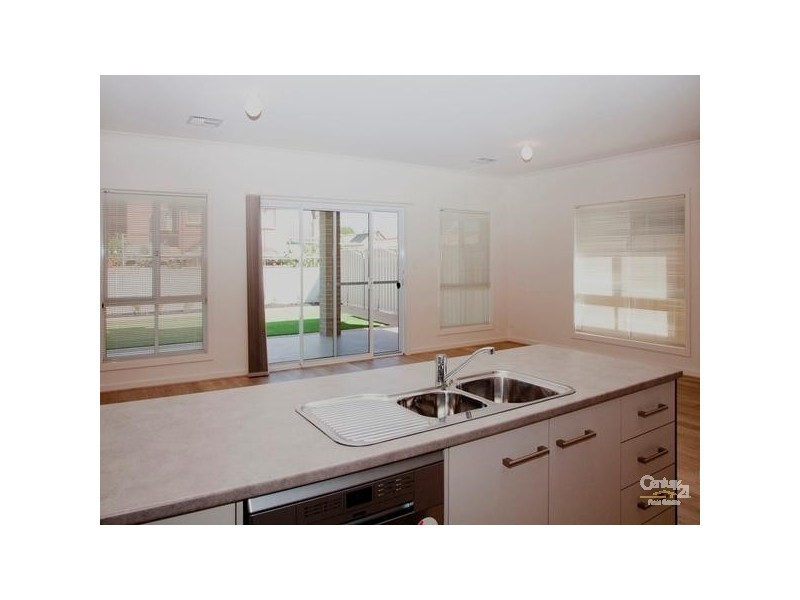 4a Parkhouse Avenue, Seaton SA 5023