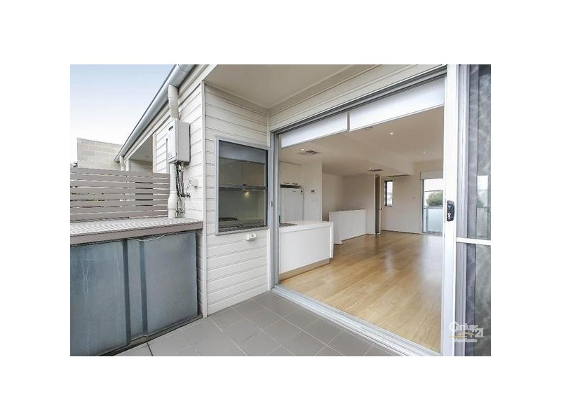 77 Lipson Street, Port Adelaide SA 5015