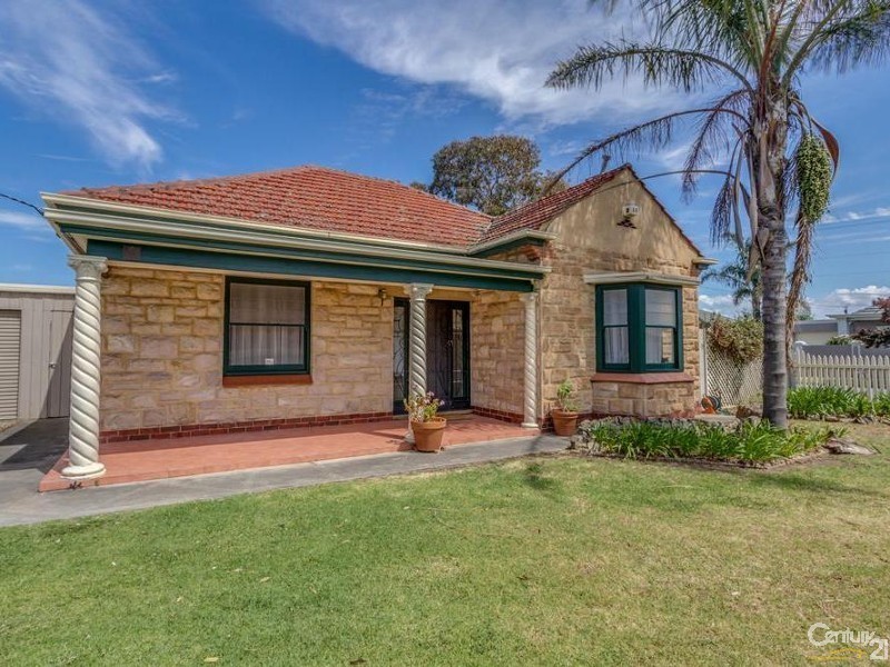 15 Clark Terrace, Seaton SA 5023