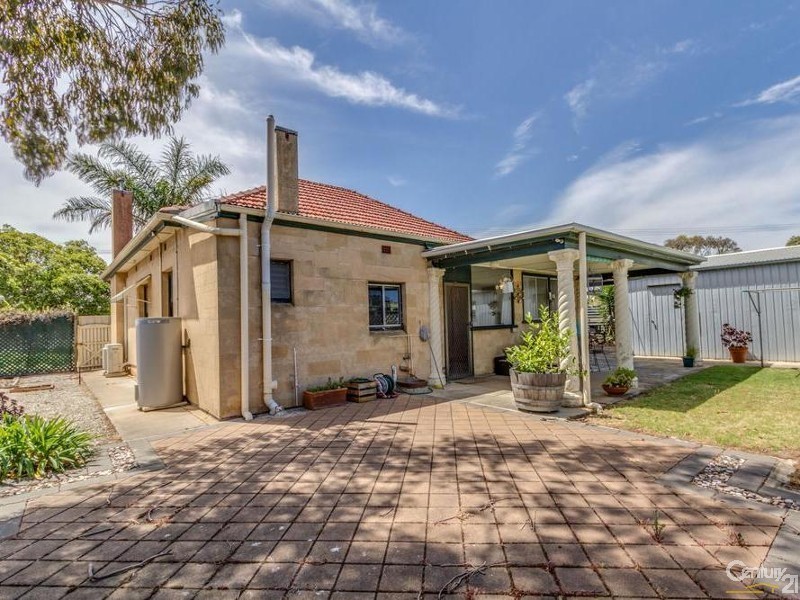 15 Clark Terrace, Seaton SA 5023