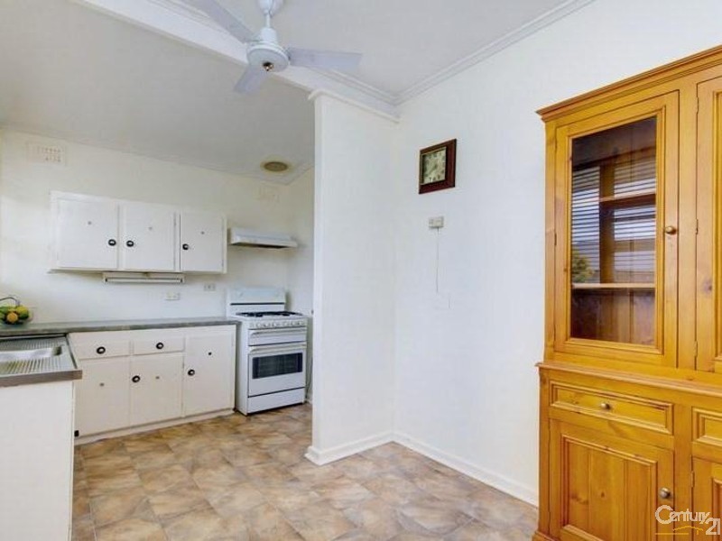 2 Fitch Road, Fulham SA 5024