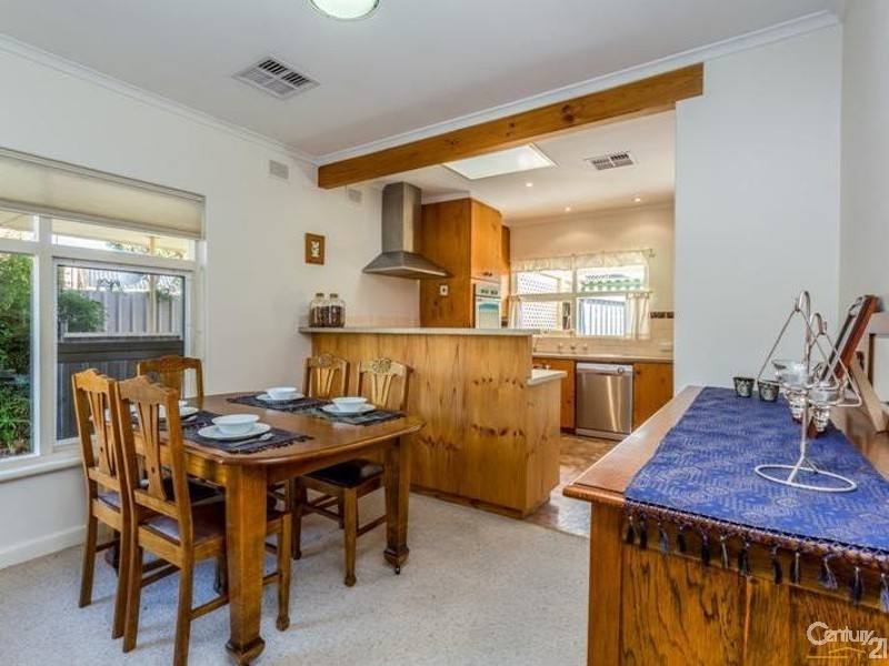 9 Pacific Parade, West Beach SA 5024