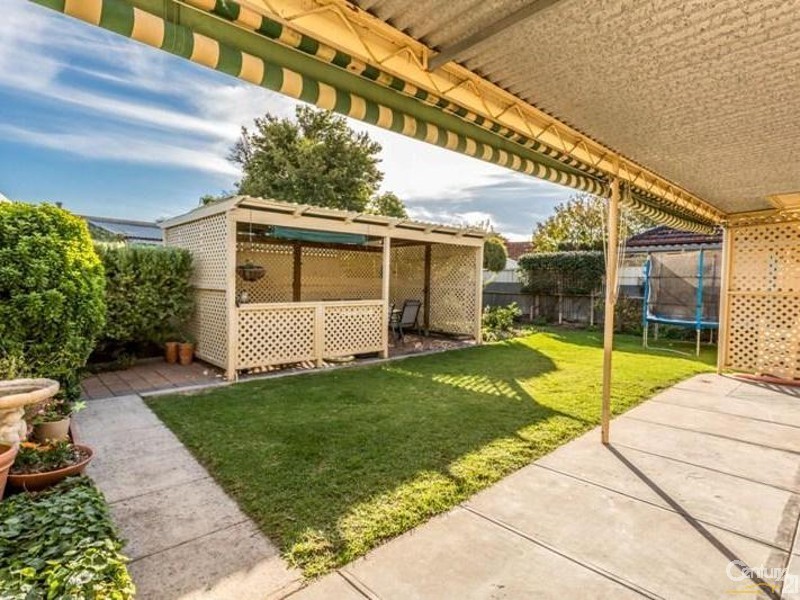 9 Pacific Parade, West Beach SA 5024