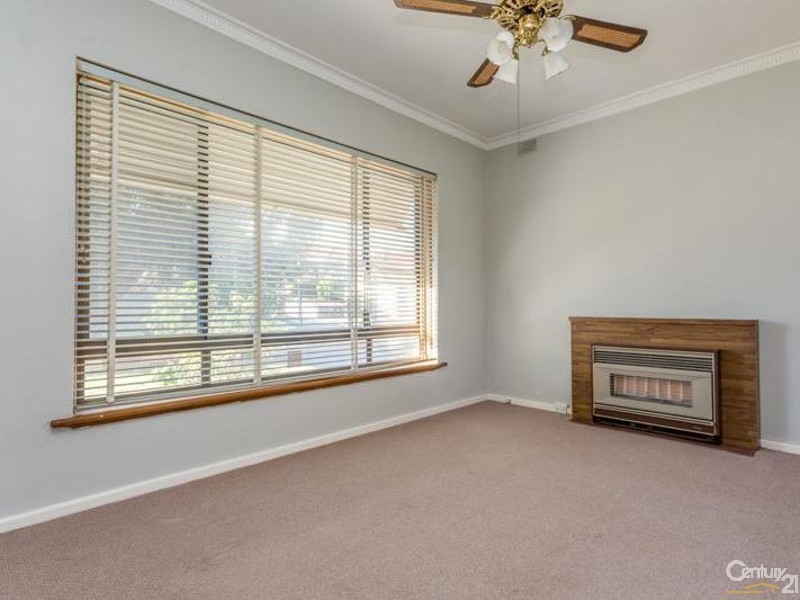 21 Falkirk Avenue, Seaton SA 5023